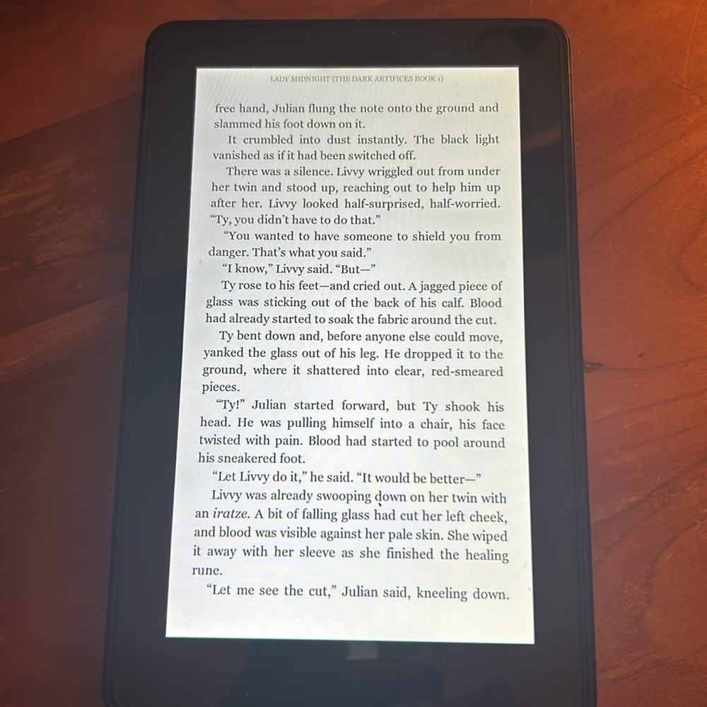 Amazon Fire tablet - Picture 6 of 6